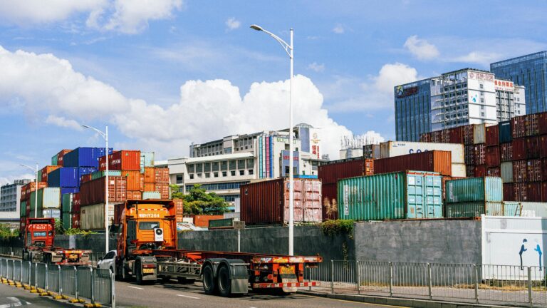 Future Trends Shaping the Logistics Industry